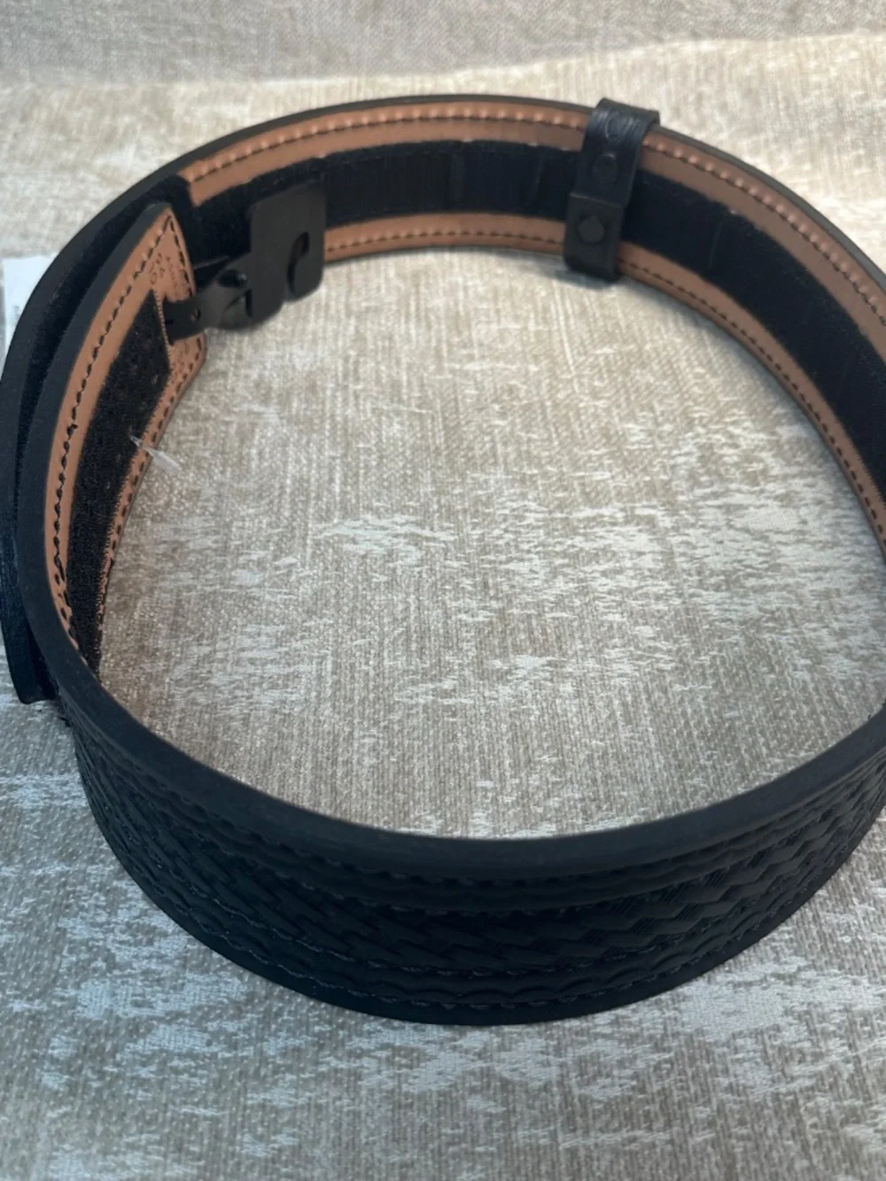 Safariland Buckleless Black lined duty Utility Work Belt 94-30-4 NWT